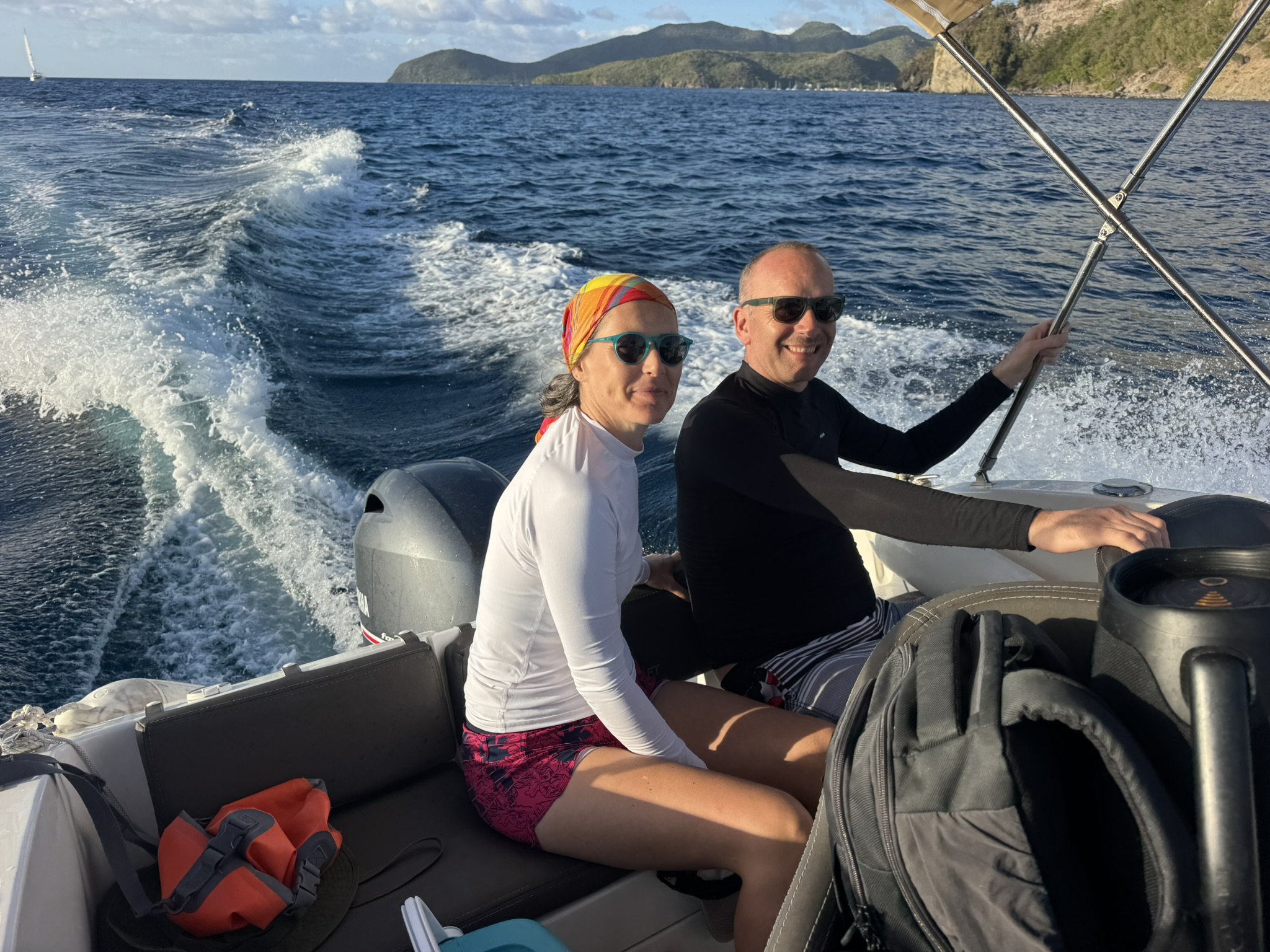 Sortie en bateau au coucher du soleil en Martinique